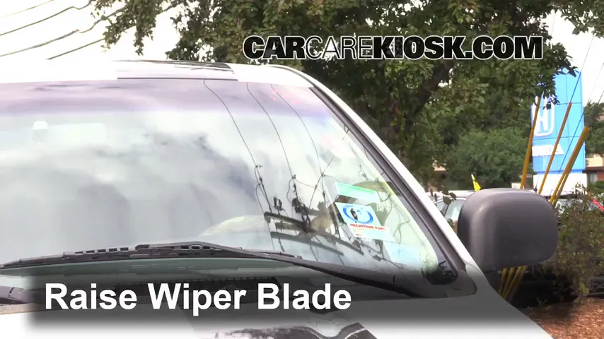 2002 Dodge Ram 1500 4.7L V8 Crew Cab Pickup (4 Door) Windshield Wiper Blade (Front) Replace Wiper Blades